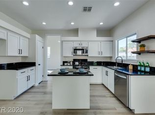 3651 Gerri Bay Ln, Las Vegas, NV 89147