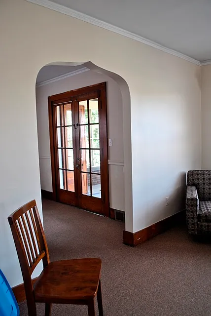 6 bed, 1791 sqft, $1,100 — Photo 3