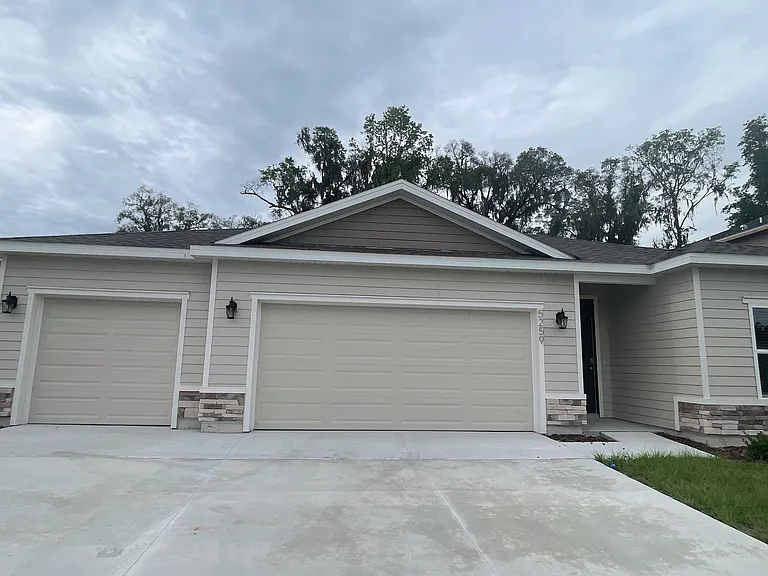 5259 SW 53rd Ln — Photo 2