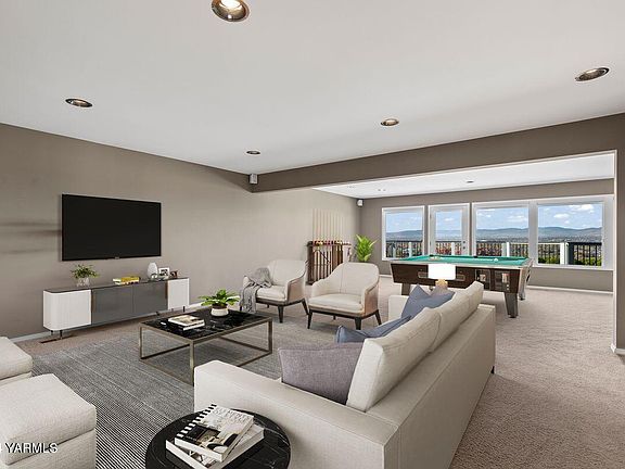 4th image of 714 Country Club Dr