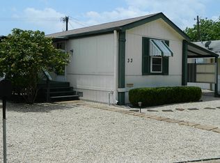 33 E Sunset Dr, Kerrville, TX 78028