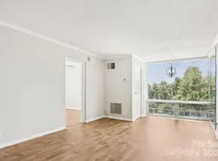 647 Town Mountain Rd APT 212, Asheville, NC 28804
