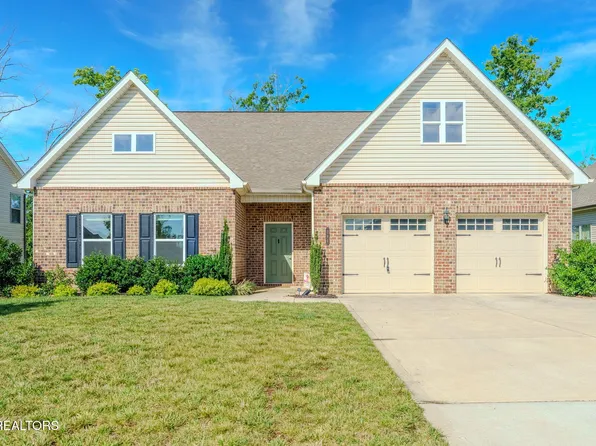 284 Aspen Dr, Lenoir City, TN 37771