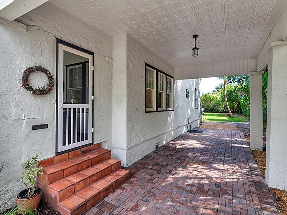 3rd image of 4112 Washington Road