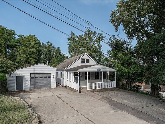 2nd image of 928 5th St