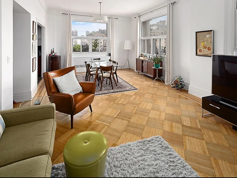 26 E 63rd St #11A — Photo 3