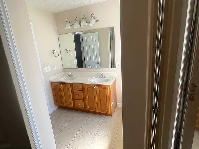 24 Sapphire Dr — Photo 27