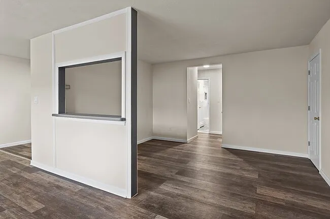Parkview Apartments — Photo 7