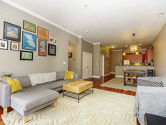 4th image of 5067 N Lincoln Ave APT 205