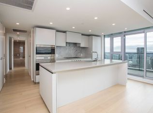 889 Pacific St #3401, Vancouver, BC V6Z 2P5