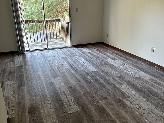2nd image of 2346 S Burberry Ln