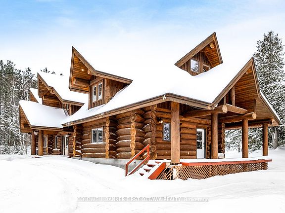 3rd image of 2467 Darling Rd