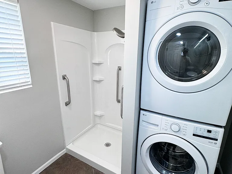 6145 Lake Rd W #3 — Photo 12