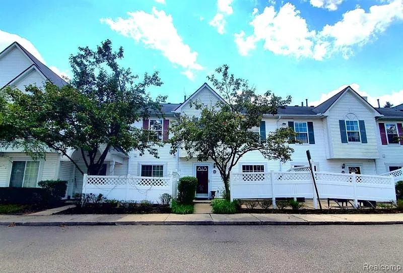Building Photo - 30346 Nantucket Dr #86