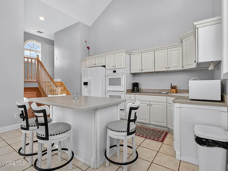 B19 Haddonfield Ave — Photo 16