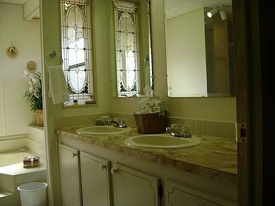 4th image of 204 Windemere Ct