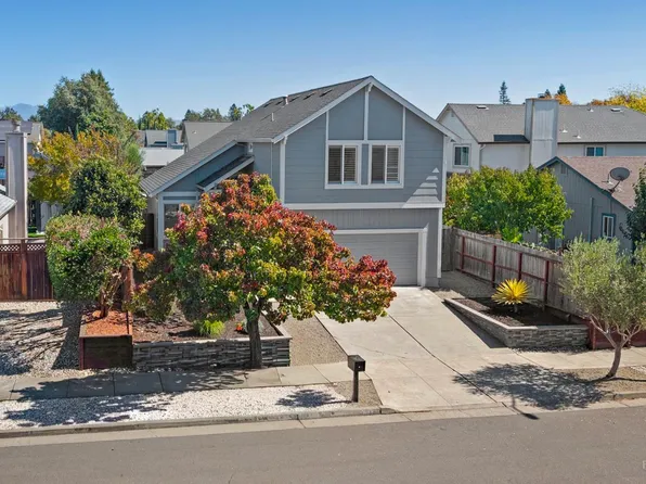 1136 Navarro Street, Santa Rosa, CA 95401