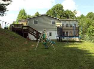 1315 Epperly Rd, Princewick, WV 25908