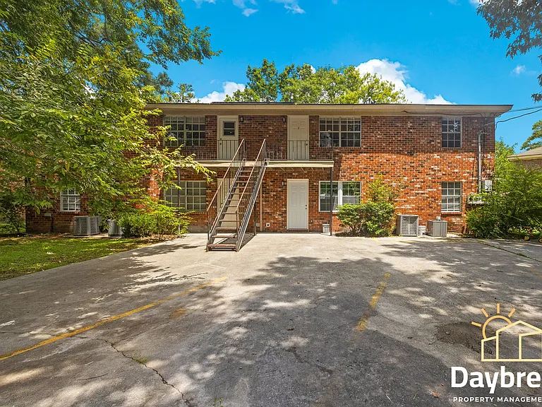 10913 Queen Ann Ct — Photo 14