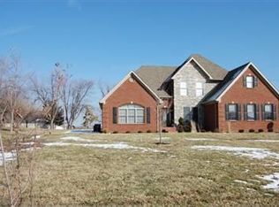 451 Clintonville Rd, Paris, KY 40361