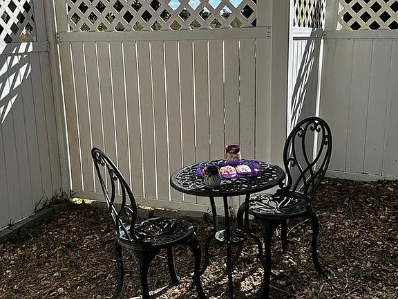 2nd image of 2356 Conway Blvd