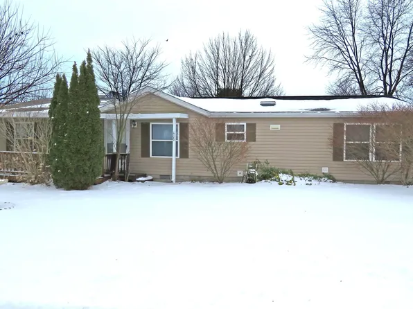 408 E 1st St, Otterbein, IN 47906