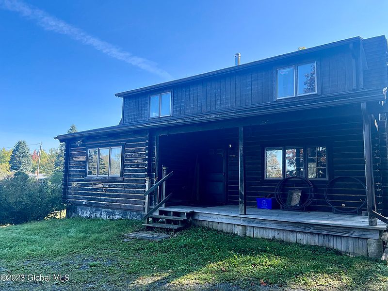 3rd image of 146 Holcomb Road