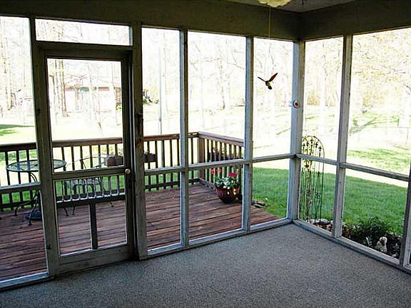 4th image of 7086 Steinmeier Dr