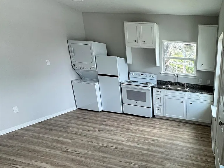 103 A Lincoln Cedar Dr — Photo 4