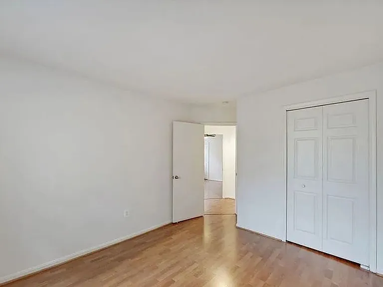 1421 Columbia Rd NW #304 — Photo 10