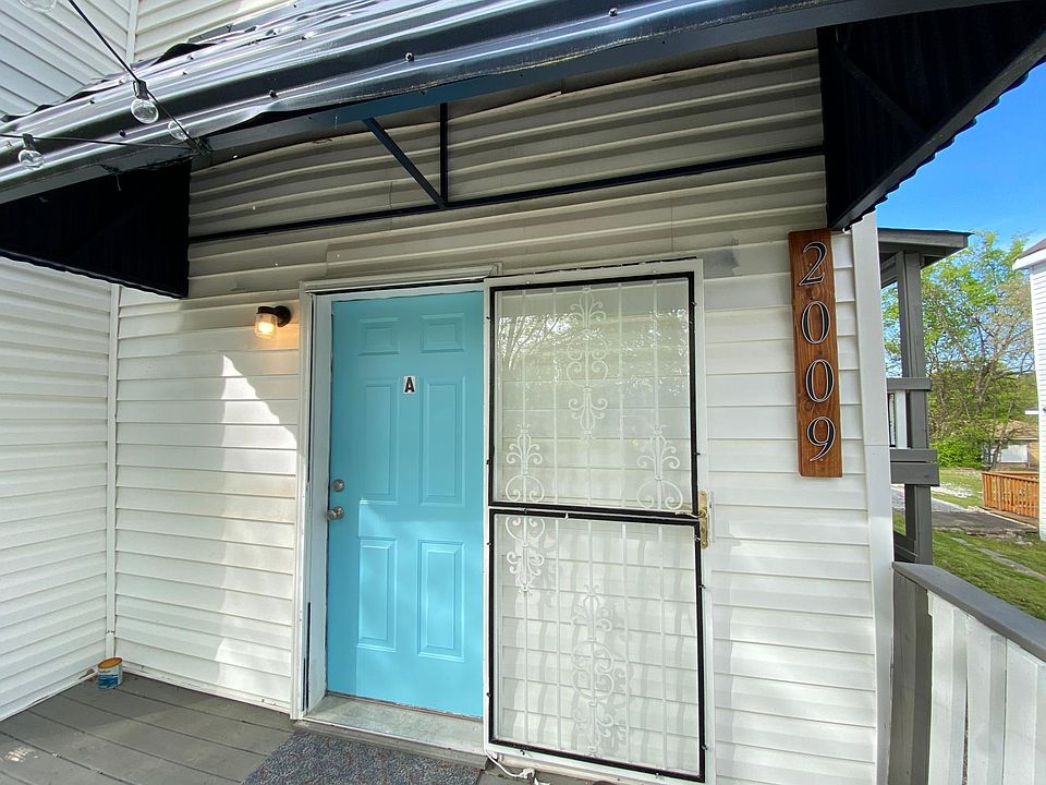 1st image of 2009 McCallie Ave #1