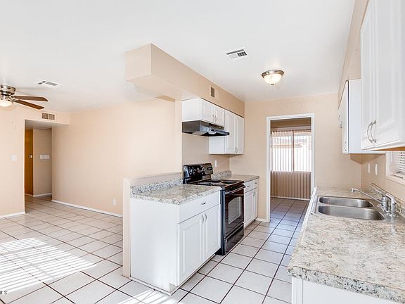 2nd image of 3928 W Orange Dr