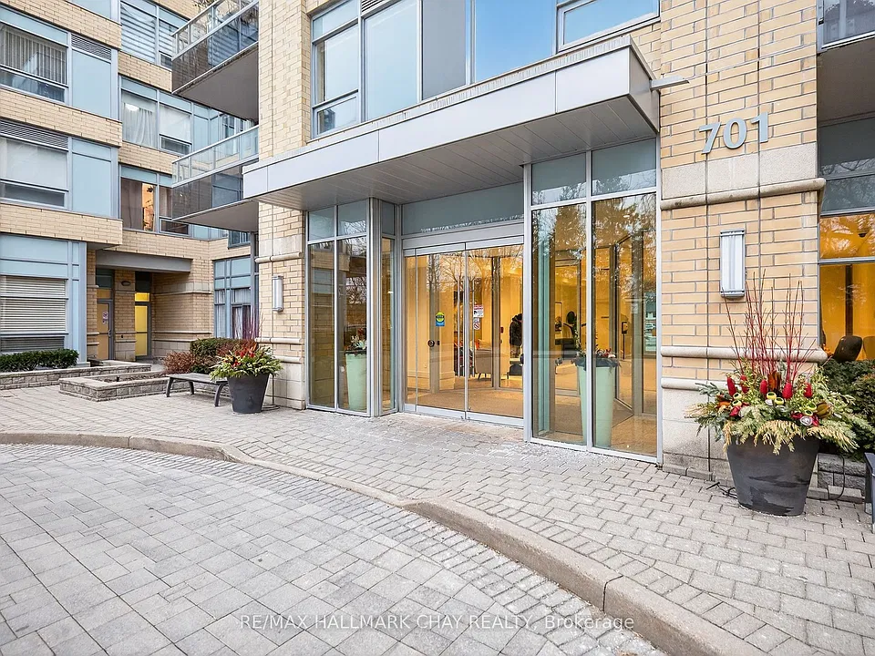 701 Sheppard Ave W #108