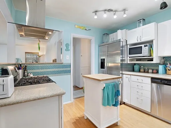 1886 Catalina Blvd, San Diego, CA 92107