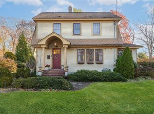 1325 Potter Blvd, Bay Shore, NY 11706