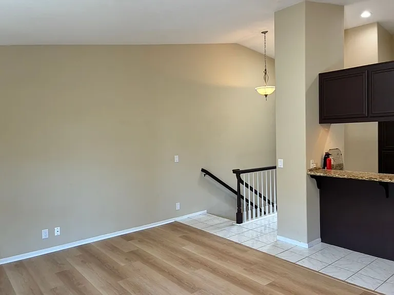 875 S Cleveland St S #B — Photo 11