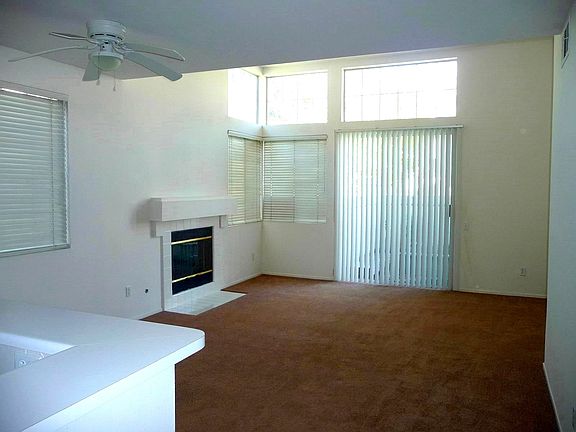 4th image of 2931 Via Milano Unit 101