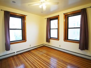 369 Centre St APT 1, Boston, MA 02130