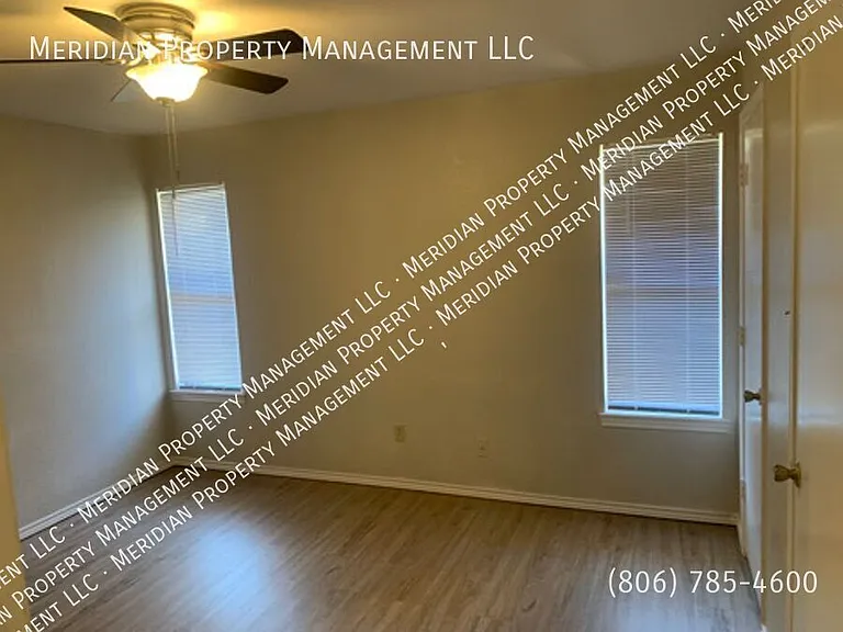 2019 S Loop 289 — Photo 14
