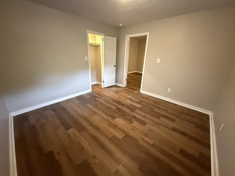 540 Harahan Rd — Photo 16