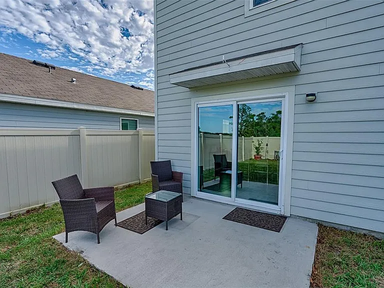 1100 NW 248th Dr — Photo 29