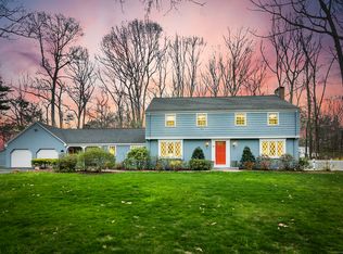 15 Sunset Hill Rd, Weatogue, CT 06070