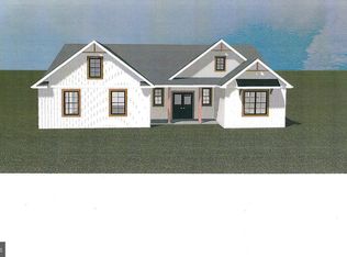 92 Skylite Dr, Hanover, PA 17331