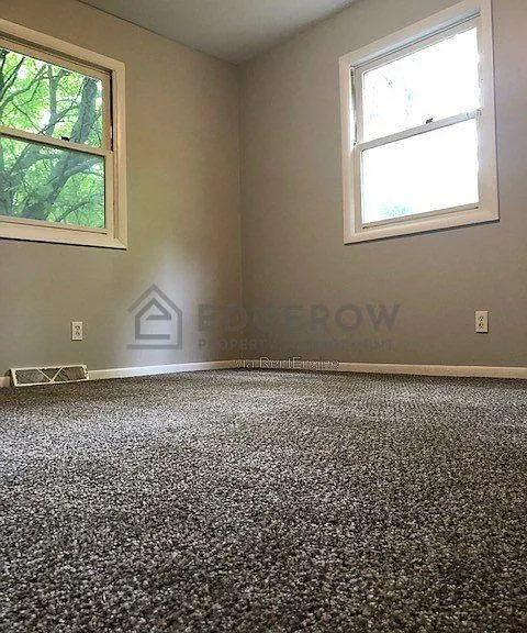 3700 Kalamazoo Ave SE — Photo 42