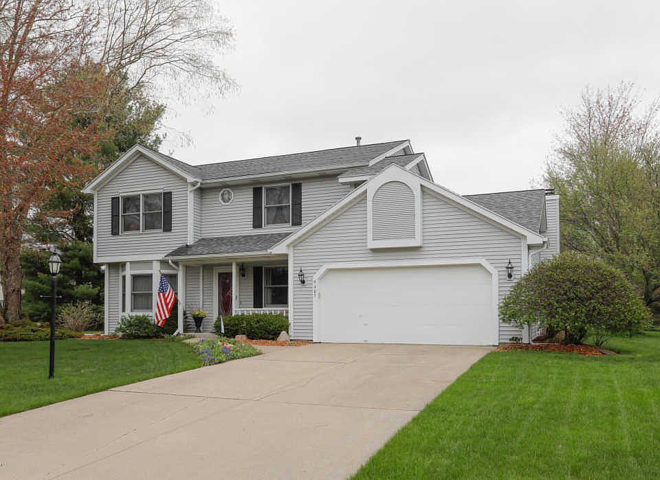 1st image of 9405 Treetop Dr