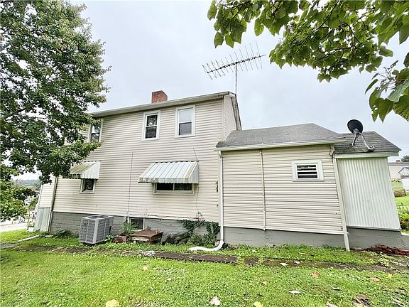 5th image of 243 Third Ave