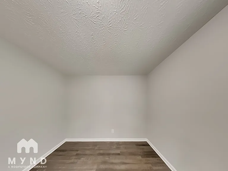 189 Peach Forest Pl — Photo 15