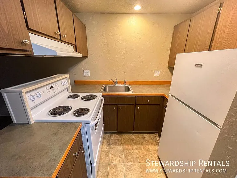 1161 Mill St #2 — Photo 7
