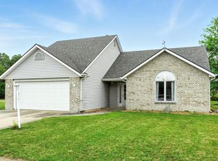 231 Cranberry Run, Avilla, IN 46710