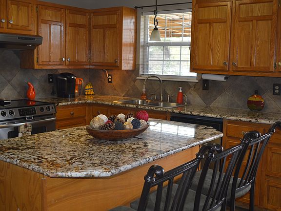 4th image of 1369 Timberhill Dr